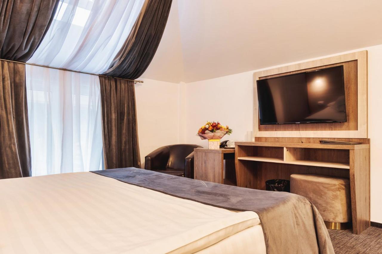 Hotel Domnitei Călimăneşti Extérieur photo
