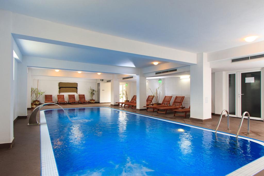 Hotel Domnitei Călimăneşti Extérieur photo